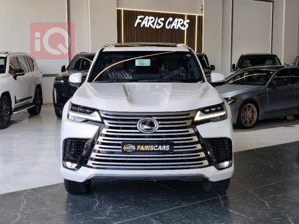 Lexus LX
